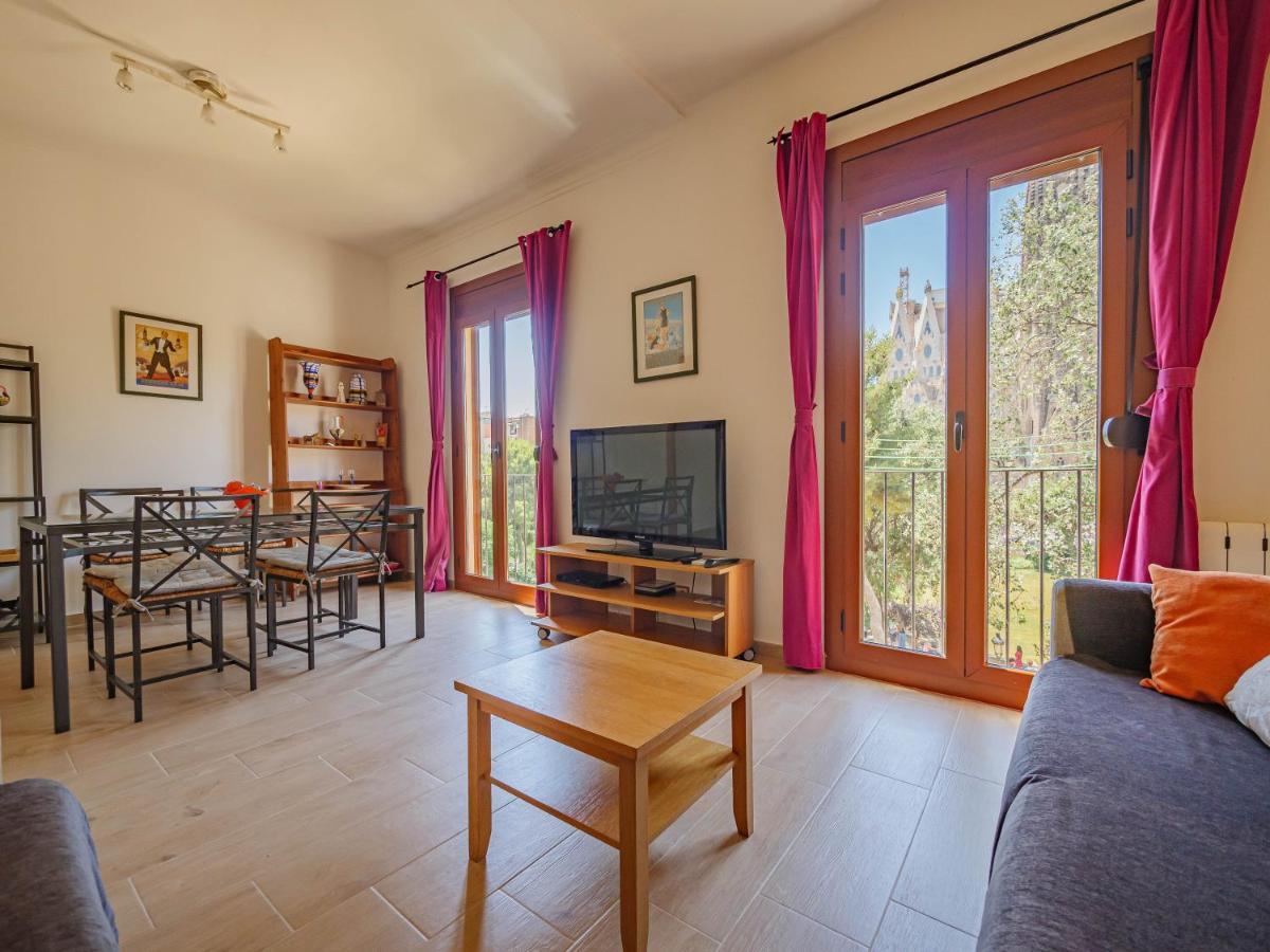 Absolute Sagrada Familia Apartment Barcelona Ngoại thất bức ảnh