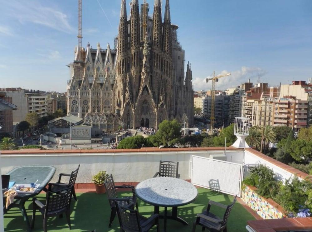 Absolute Sagrada Familia Apartment Barcelona Ngoại thất bức ảnh