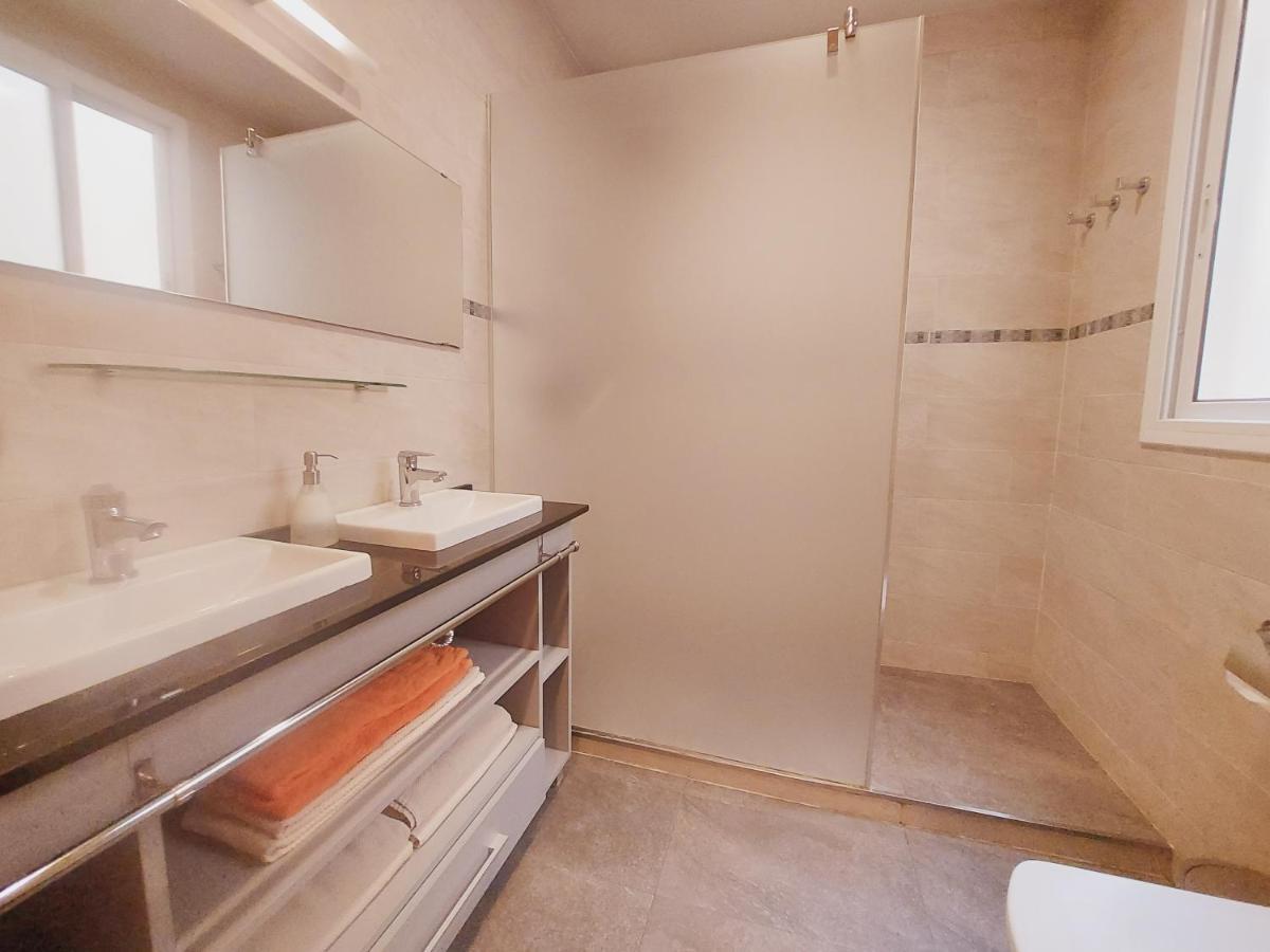 Absolute Sagrada Familia Apartment Barcelona Ngoại thất bức ảnh