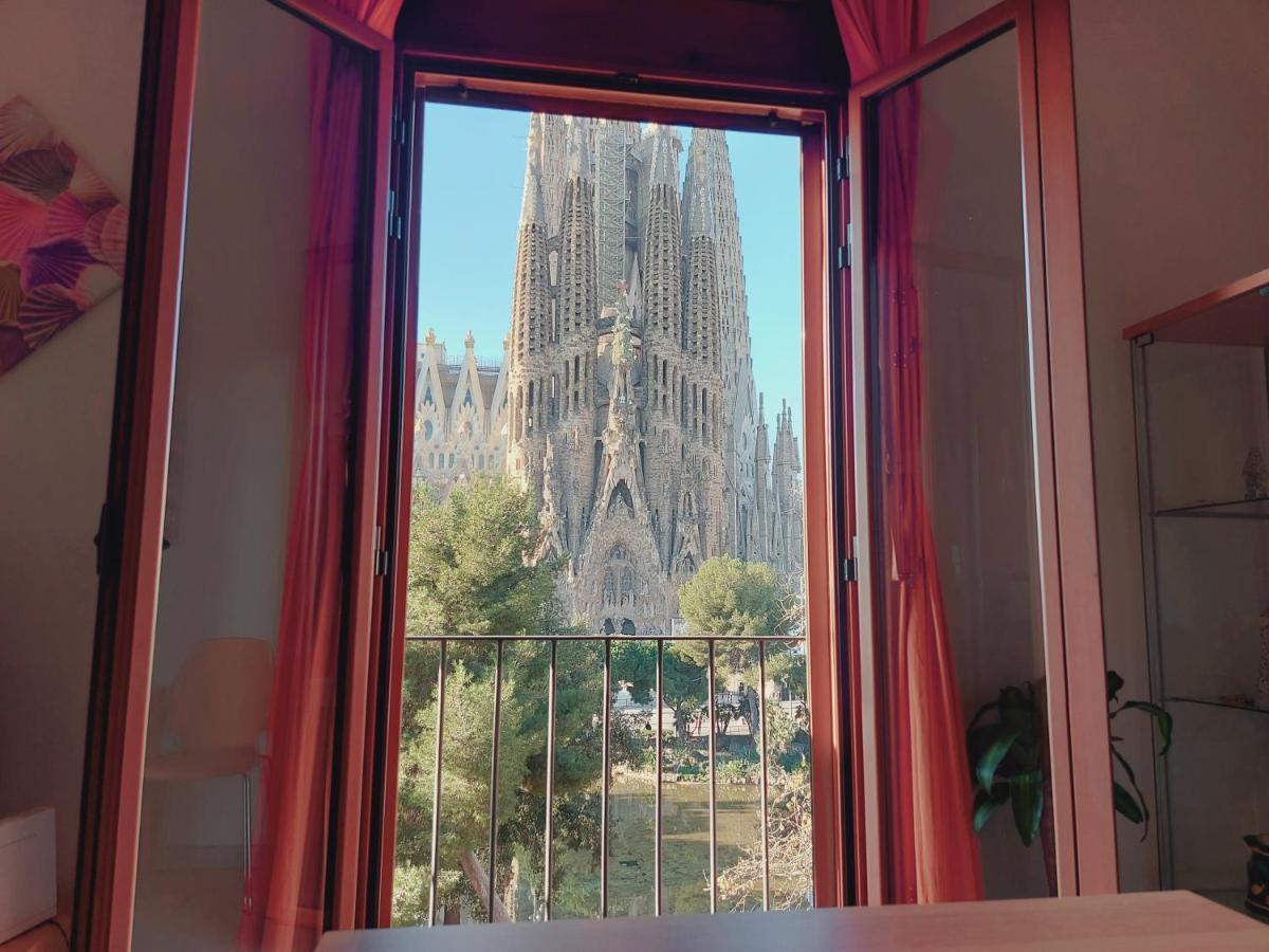 Absolute Sagrada Familia Apartment Barcelona Ngoại thất bức ảnh